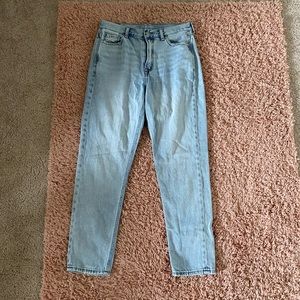 American Eagle Mom Jeans